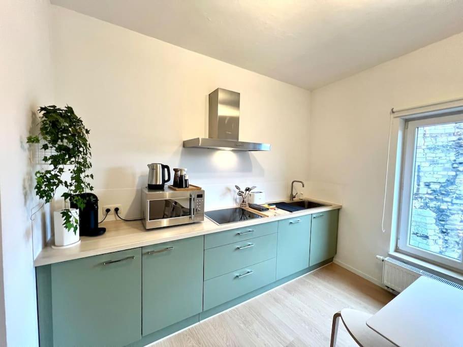 Duplex Chic Et Spacieux - Hypercentre Льеж Экстерьер фото