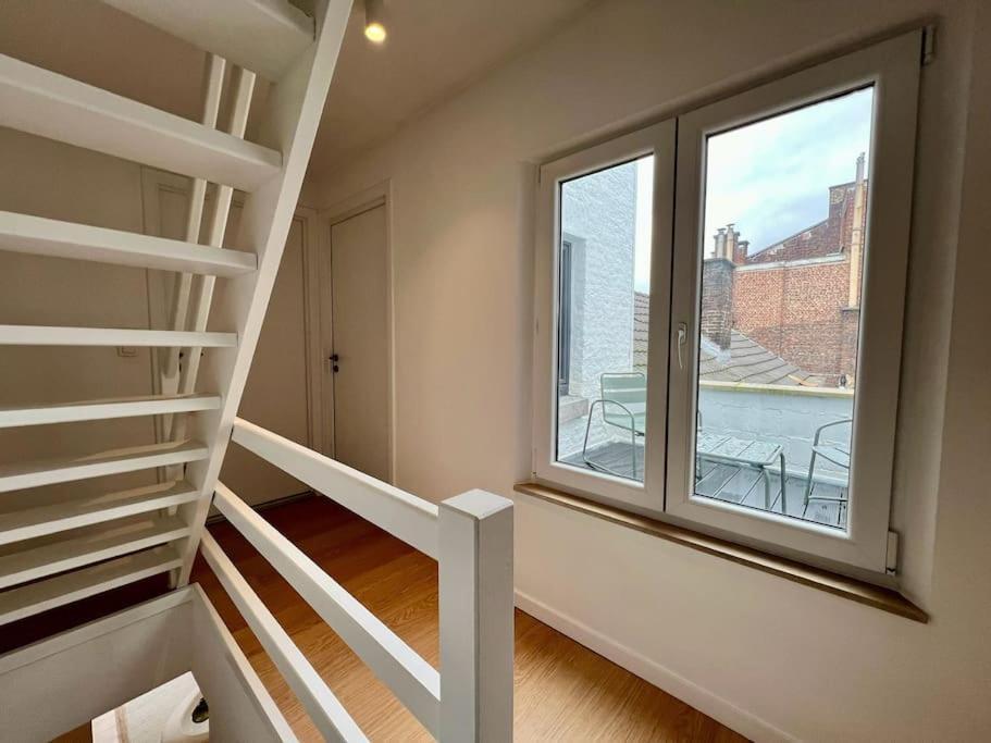 Duplex Chic Et Spacieux - Hypercentre Льеж Экстерьер фото