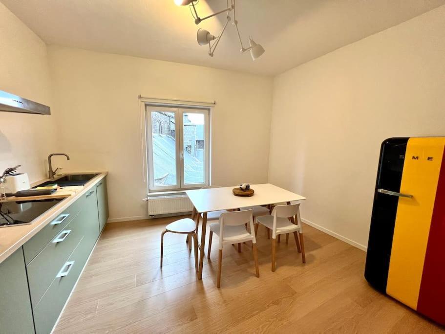 Duplex Chic Et Spacieux - Hypercentre Льеж Экстерьер фото