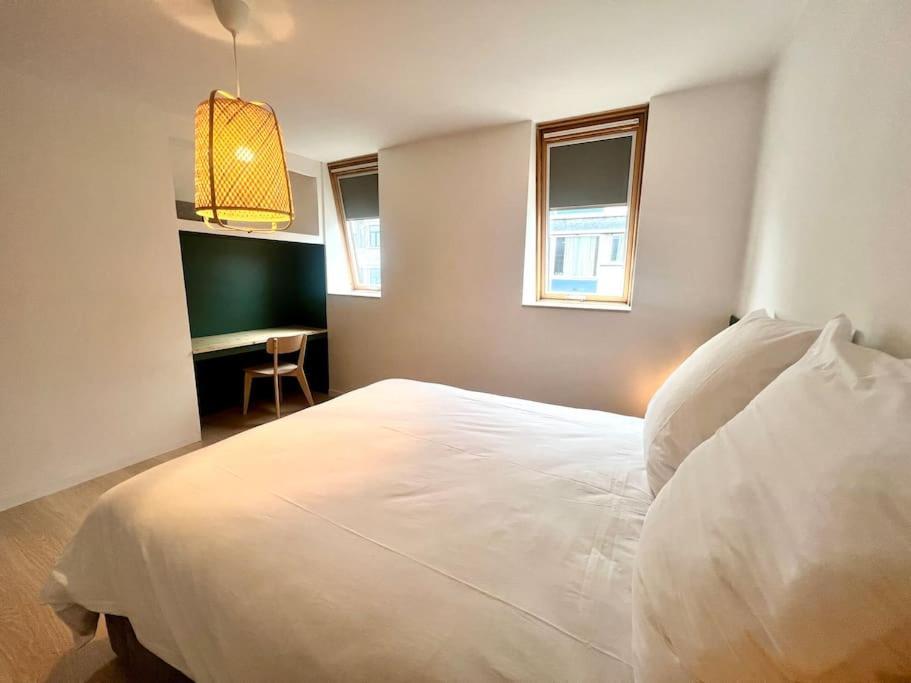 Duplex Chic Et Spacieux - Hypercentre Льеж Экстерьер фото